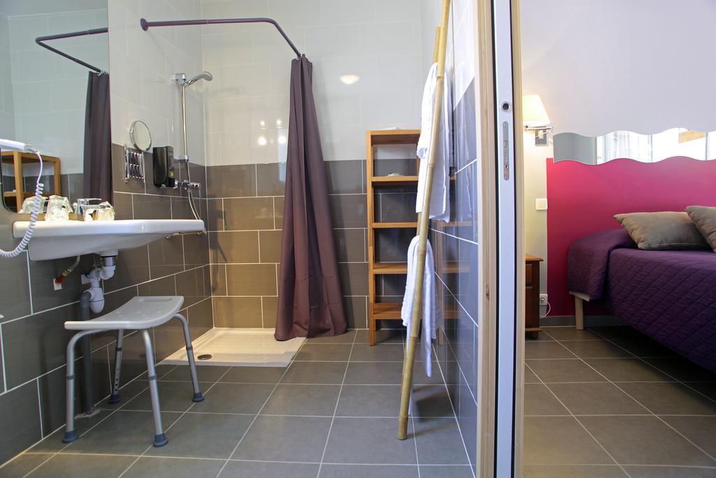 Logis Hotel Le Vieux Moulin Gignac  Esterno foto